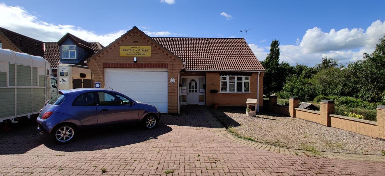 Aaron Lodge Guest House Leicester Exterior photo